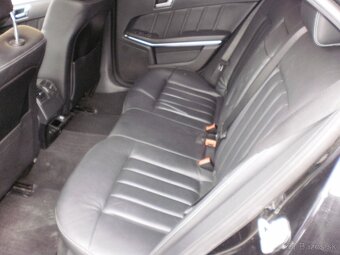 Mercedes-Benz E350D 4x4 190kW A7 r.2015 - 16