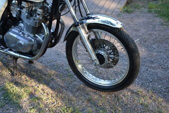 Suzuki GR650 - 16