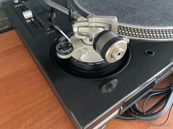 Technics 1200 - 16