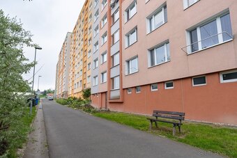 "REZERVOVAVÝ" Ponúkam elegantný 3 izbový byt na sídlisku D - 16