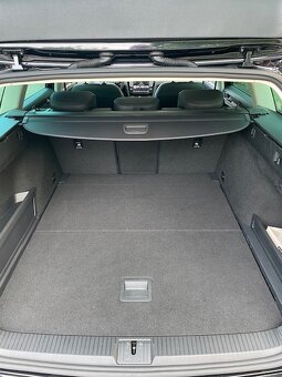 Volkswagen Passat 2,0TDI 110KW DSG HIGHLINE - 16