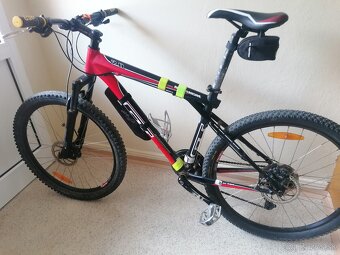 Horský bicykel GT - 16