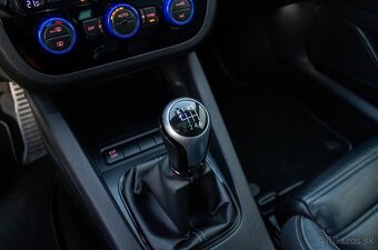 Volkswagen Scirocco R 2.0 TSI - 16