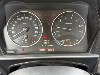 BMW 1.6 75kW BENZÍN model 2014 Xenony - 16