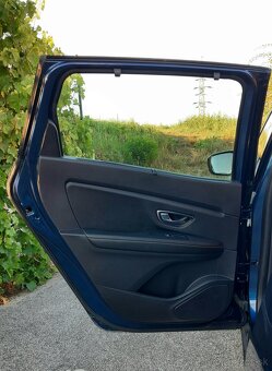 Predám  Renault Scénic Blue dCi 120 Intens EDC - 16