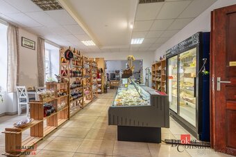 Exkluzívna ponuka rodinného domu s polyfunkciou v centre mes - 16
