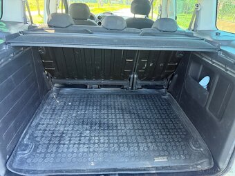 Peugeot Partner Teepee 1.6HDi 73kW M5 - 16