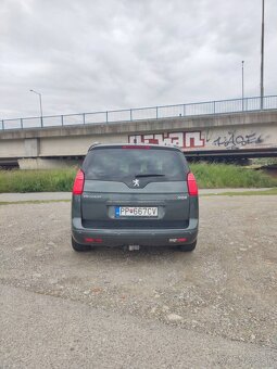 Peugeot 5008 1.6 HDi 2/2013 Allure + ťažné zariadenie - 16
