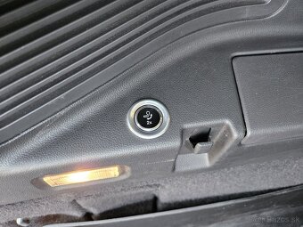 Ford Grand C-max.  1.5 EcoBoost/ Benzín - 16