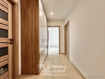 Na predaj zrekonštruovaný 3-izbový byt na Nábrežnej ul. v NZ - 16
