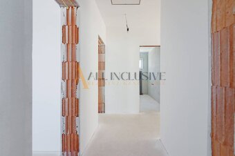 ALL INCLUSIVE l NA PREDAJ 4 IZBOVÝ RODINNÝ DOM-NOVOSTAVBA, K - 16