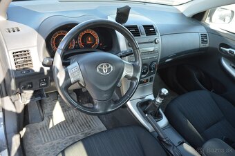 TOYOTA COROLLA 1,6I 97kW benzín Valvematic, M6, 2009 Slovens - 16