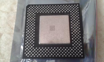 Intel Pentium 4 s775 + Intel Celeron s370 + 3x Active cooler - 16