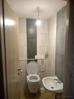 Moderný tehlový dom v Chynoranoch na predaj - - 16