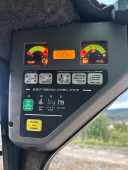 ✅ Nakladac BOBCAT S150 JOYSTICK - 16