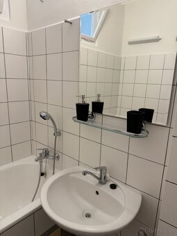 1-izb. byt s balkónom blízko centra - Martin -Sklabinská ul. - 16