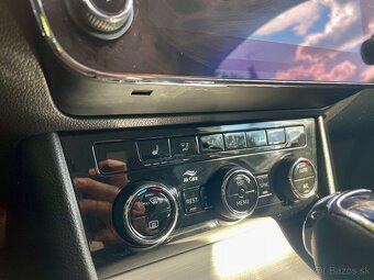 Škoda Superb combi 2.0 TDI 140kw DSG - 16