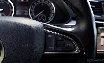 Skoda Superb 3 combi 2.0Tdi 110Kw - 16