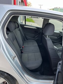 Volkswagen Golf 6 TrendLine 1.6 Benzin + LPG = Top Stav = - 16