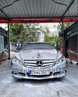 Mercedes E 250 CDI C207 coupe - 16