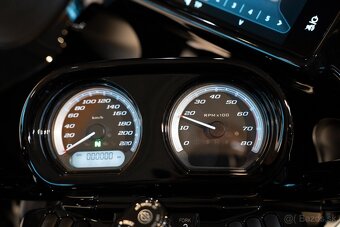 Harley Davidson Road Glide ULTRA LIMITED - 16