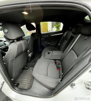 Honda Civic 1.0 DOHC VTEC Turbo Elegance - 16