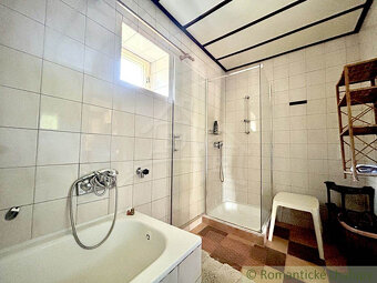 ZNÍŽENÁ CENA - Ihneď obývateľný dom v tichej časti obce Ge - 16