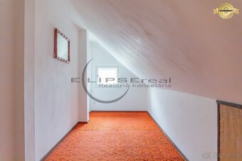 NA PREDAJ rodinný dom s dvomi bytovými jednotkami v Rovinke - 16