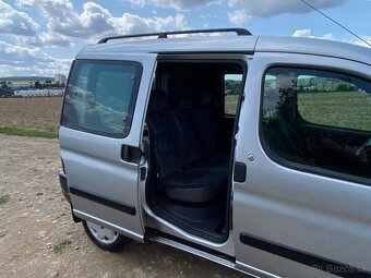Citroen Berlingo 2.0 HDI 66 kW tažné 194tkm nové ČR serviska - 16