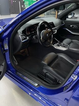 BMW Rad 3 320d xDrive M-SPORT - 16