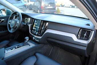 Volvo XC60 D4 Inscription⭐4X4⭐Automat 8st⭐ODPOČET DPH⭐ - 16