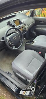 Prius 20, automat - 16