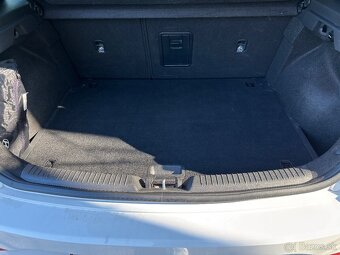 Hyundai i30 v zaruke - 16