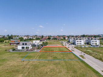 Na predaj nadštandardný stavebný pozemok vo vyhľadávanej lok - 16