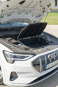 Audi e-Tron 50 Quattro - 16