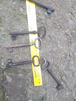 Kľúče na dekoráciu - 16