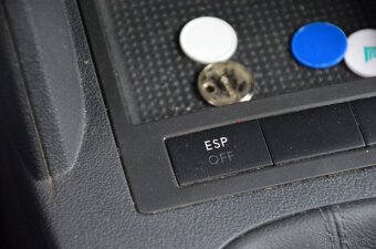 Volkswagen Touran 1.9 TDI Trendline, Bez DPF, 7 sedadiel - 16