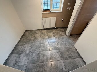 Obklady dlažby a Stavebná činnosť ✅ - 16