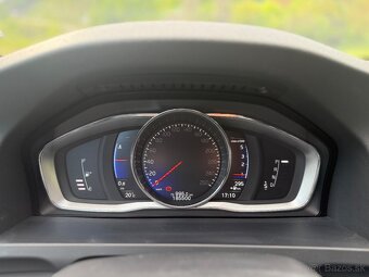 Volvo V60 D3 R-Design 110kW A/T - 16