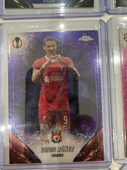 TOPPS CHROME FUTBALOVÉ KARTY LIMITOVANÉ KARTIČKY - 16