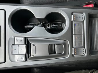 Hyundai Kona Electric+, 150kW EV Premium 64 kWh FULL - 16