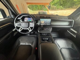 LR Defender 110 D300 X-DYNAMIC HSE - 16