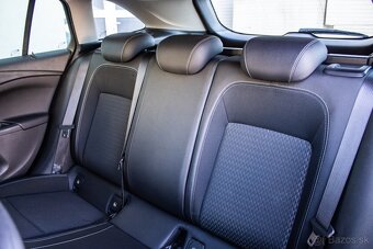 Opel Astra Sport Tourer ST 1.6 CDTI - 16