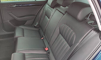 Škoda Superb IV kombi PHEV L&K - 16