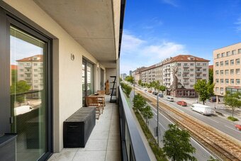 NA PRENÁJOM; Fenomenálny 2,5-izbový apartmán s garážovým stá - 16