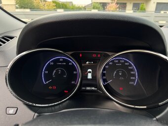 HYUNDAI IX35 2.0CRDI 4X4 - 16