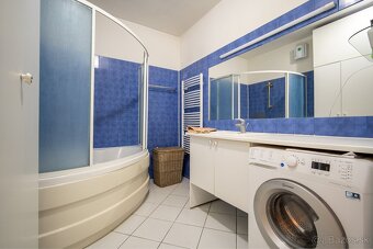 PRENÁJOM 4 izbový byt 120 m2 - Mikulášska, Staré Mesto, BA - 16