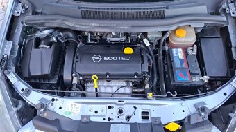 Opel zafira 1.8 benzin .7.miestna - 16