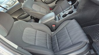 Kia Sportage 1.6 T-GDi Gold A/T SK 1 MAJITEL - 16