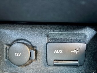 Kia Ceed úsporné a spoľahlivé auto - 16